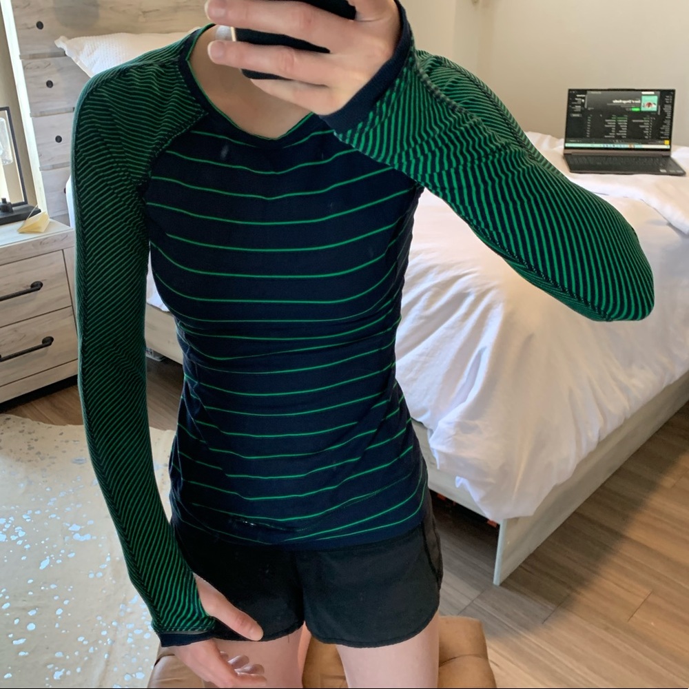 Lulu Lemon | Long Sleeve Athletic Top | Size S